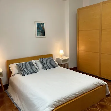 Apartment Lapilli